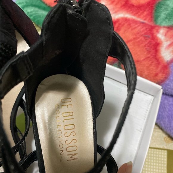 Heels - Picture 12 of 14